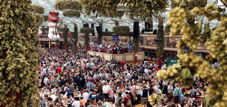 Hofbräu-Festzelt Innenansicht