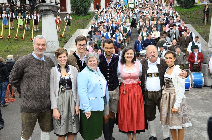 Löwenbräu-Festhalle Wirtefamilie